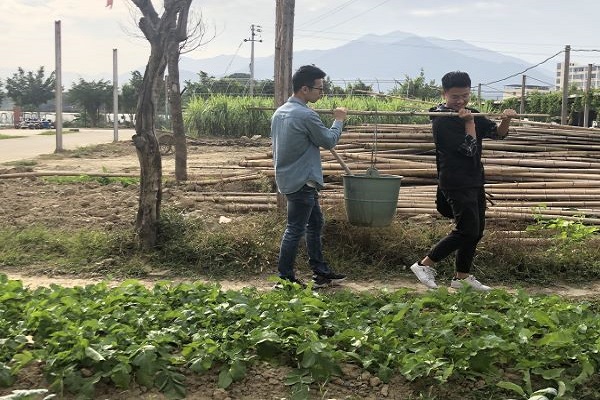 思过往筚路蓝缕,惜当下国泰民安